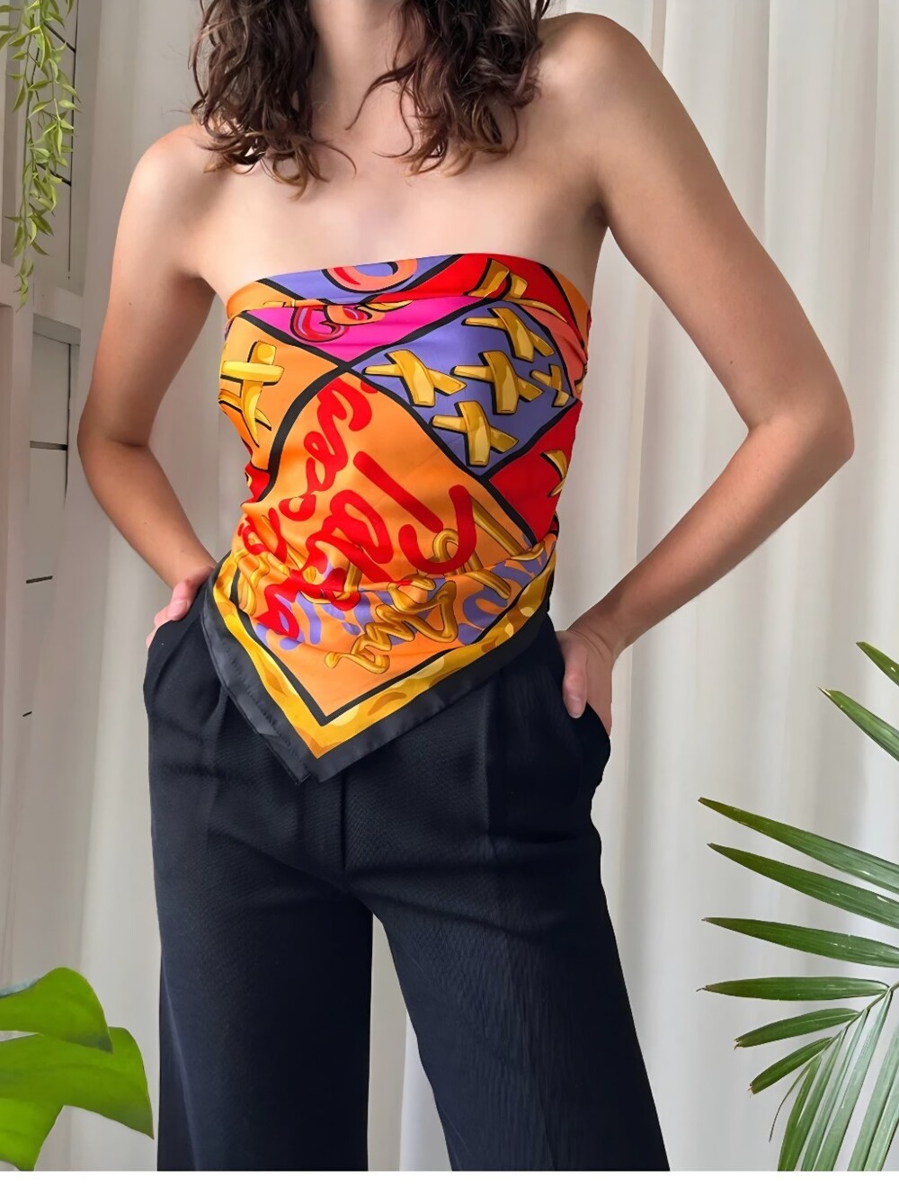 Vintage Paloma Picasso Parfums XOXO Astrological Zodiac Print Scarf 35" by 34" - Picture 3 of 5